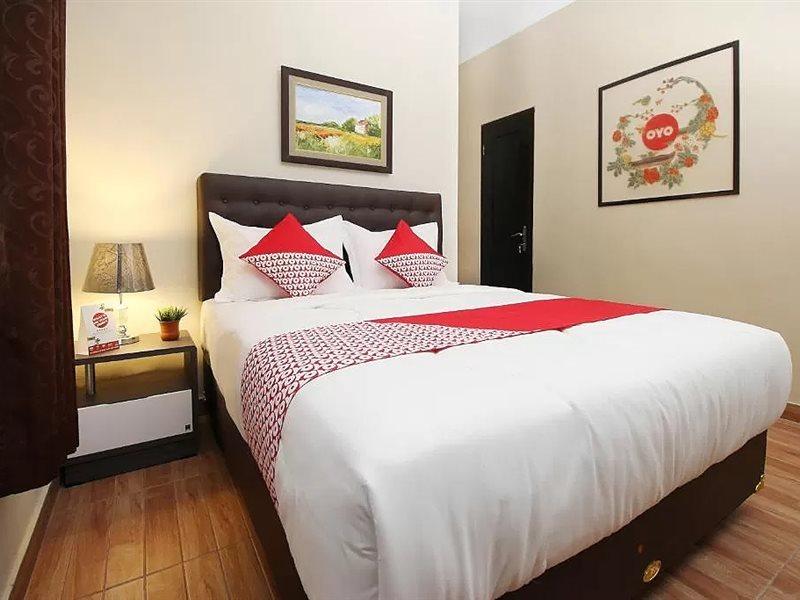 Oyo 572 Omah Gedongkuning Syariah Homestay Jogjakarta Buitenkant foto